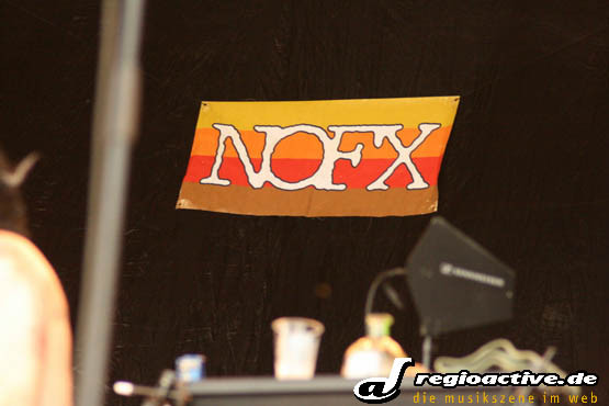 NOFX (live auf dem With Full Force Festival-Sonntag 2010)